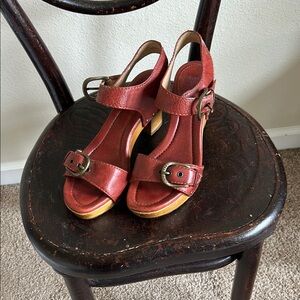 Vintage Frye Red Leather Sandals